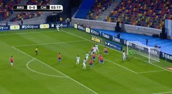 世预赛阿根廷vs乌拉圭梅西破门,阿根廷世预赛3连胜梅西角球中柱