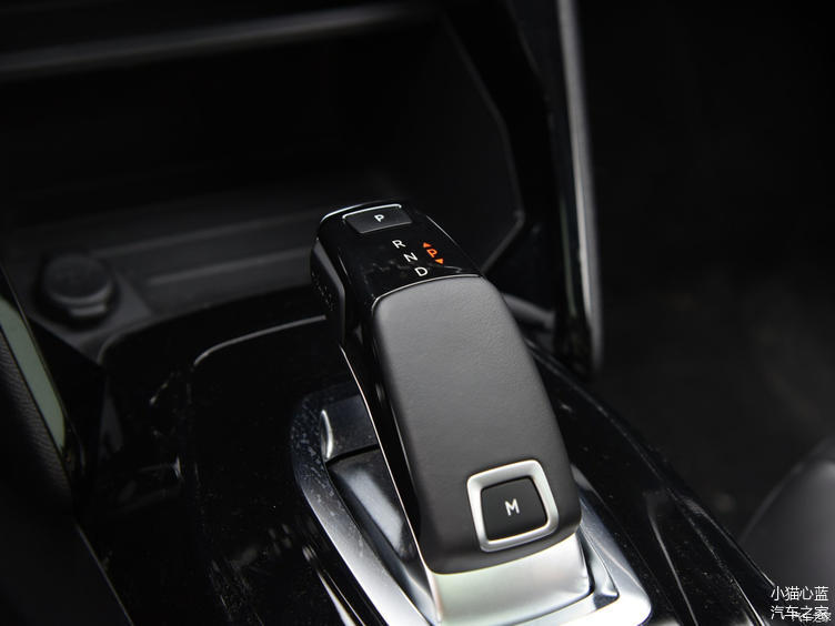 新款标致2008油耗及动力问题,全新标致2008优缺点