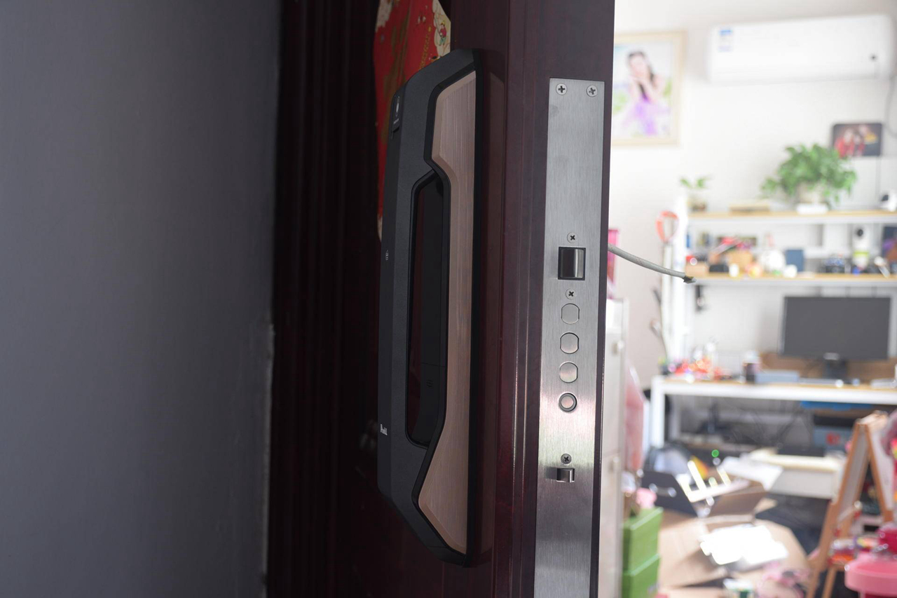 指静脉智能锁比指纹锁更安全吗,智能指纹锁自己设置最安全的方法