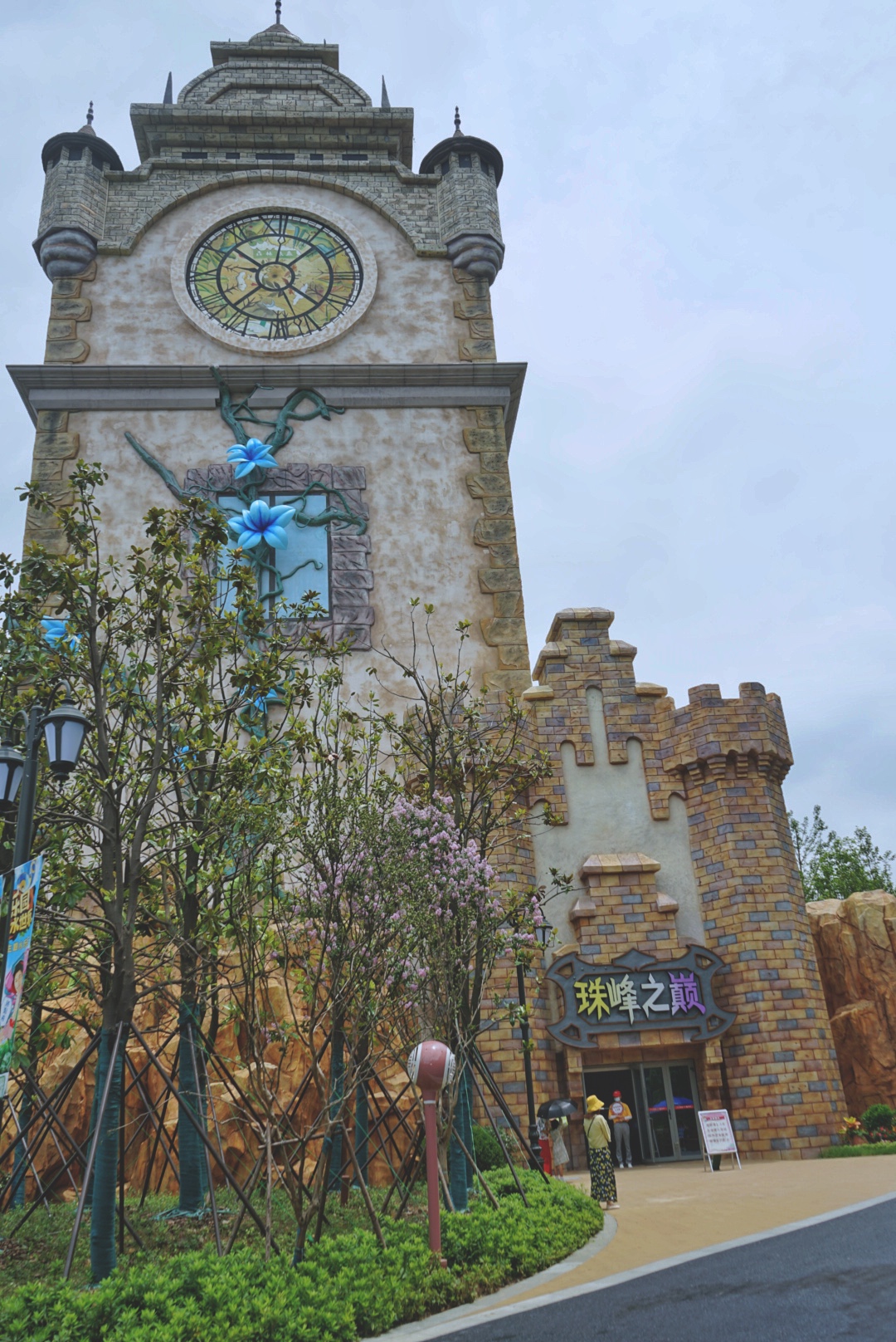 苏州乐园夜场游玩攻略,苏州乐园攻略玩的人多不