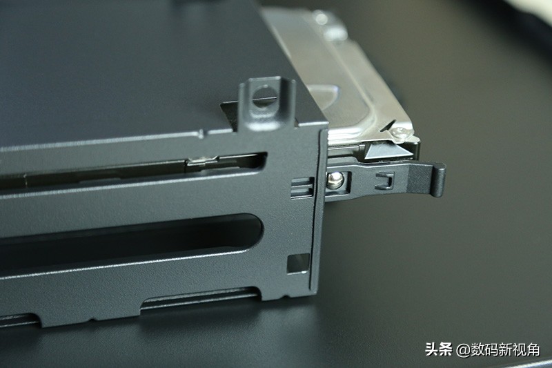 大牛拉小车的三轮摩托,大牛拉汽车视频