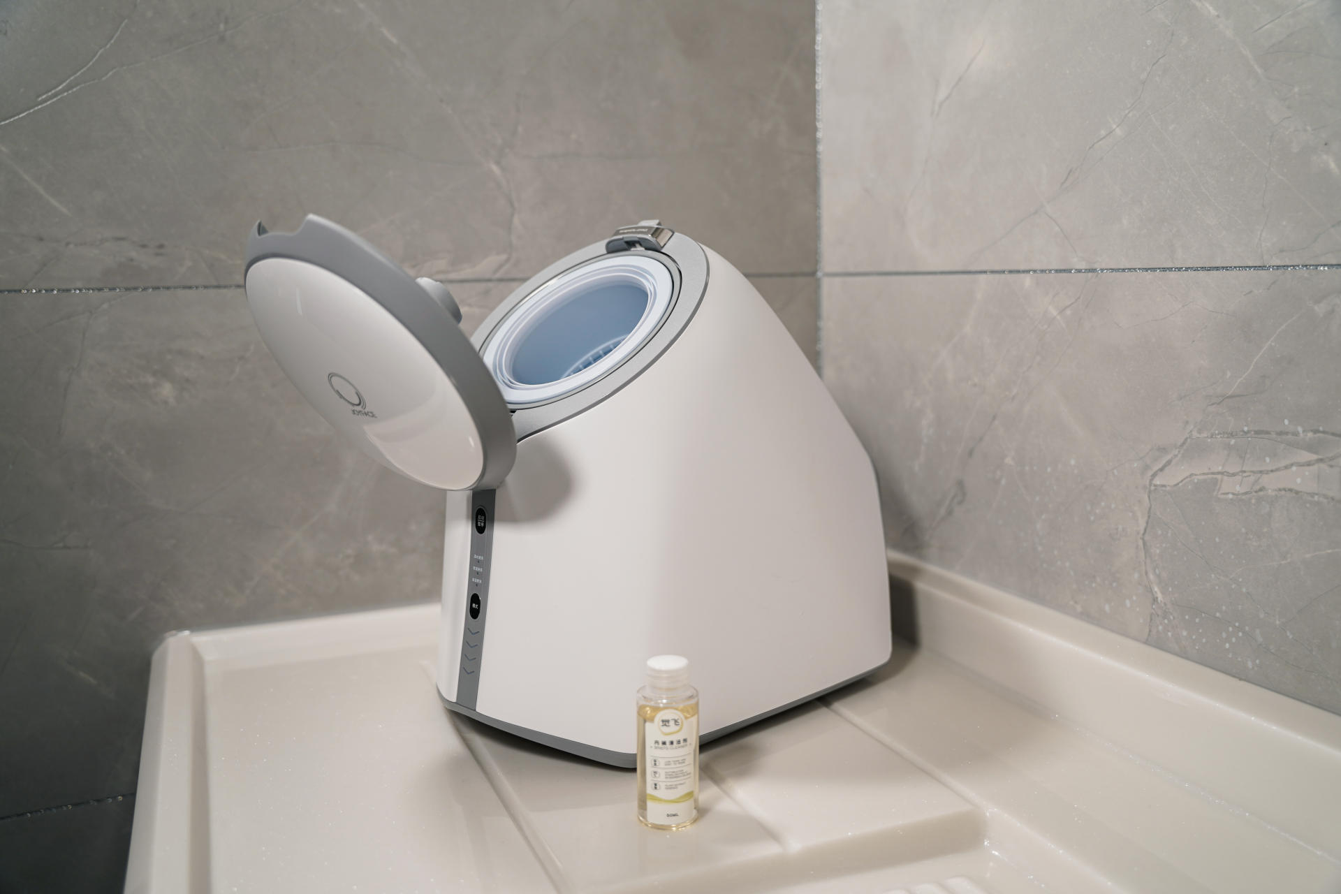 解放双手，洁净除菌，觉飞心愿-仿手微洗衣机深度测评