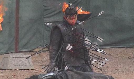 武将最厉害的是项羽还是吕布,历史上的吕布真的是排在第一的吗