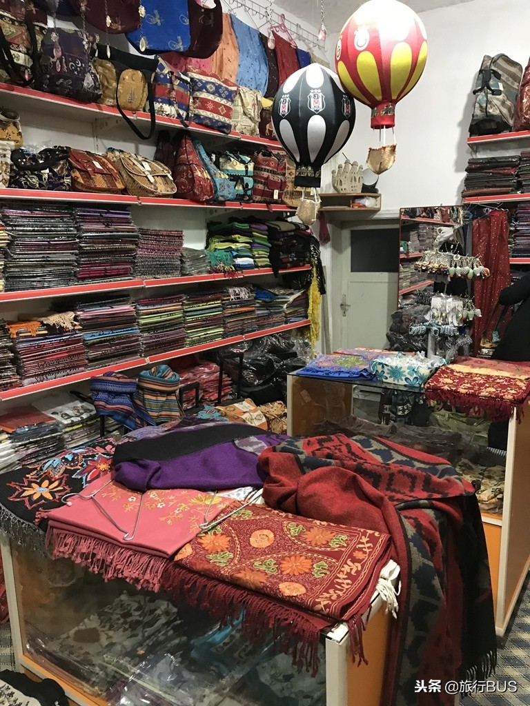 「土耳其」必买伴手礼（蓝眼睛、玫瑰精油、香料等……