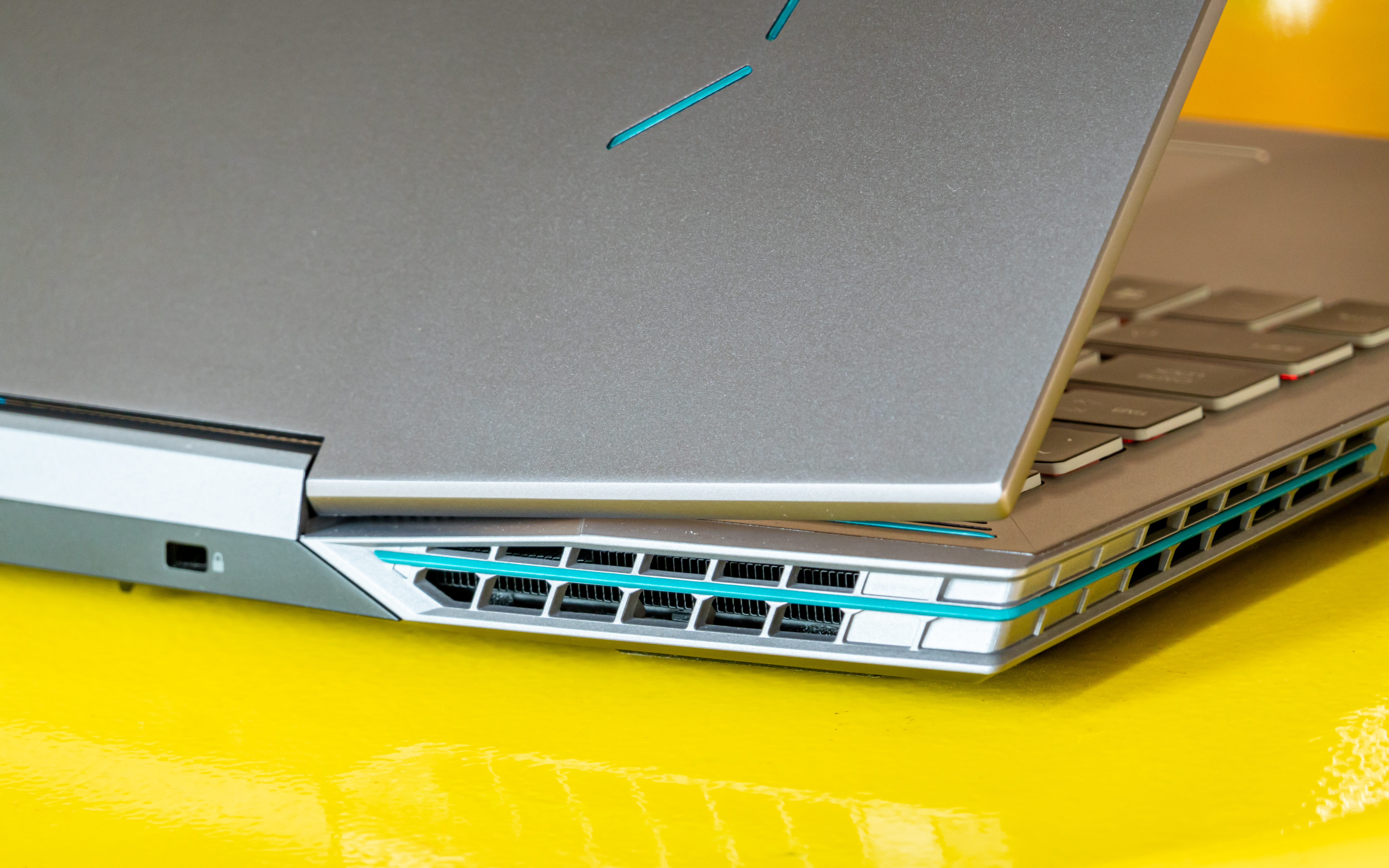 雷神911pro高端笔记本,雷神911pro可以玩的游戏