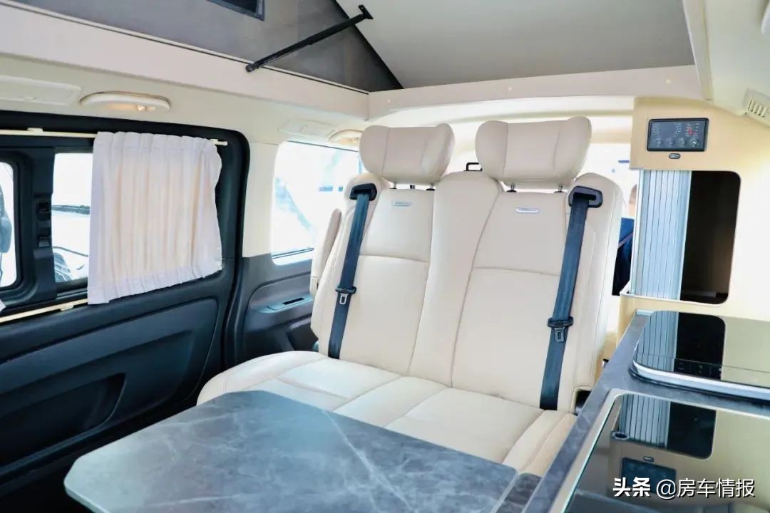 奔驰房车顶级新款,奔驰armadillo越野房车价格