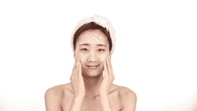 防晒隔离霜可以当粉底霜用吗,有防晒功能的bb霜能代替防晒霜吗