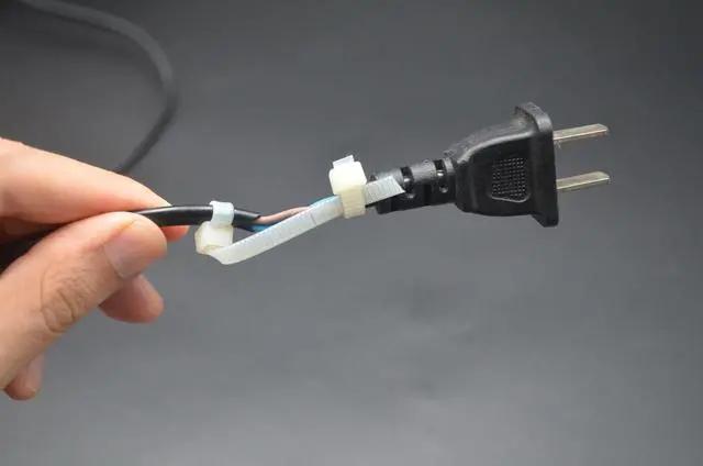 电线插头根部破损怎样修复,插头根部的电线不易折断妙招