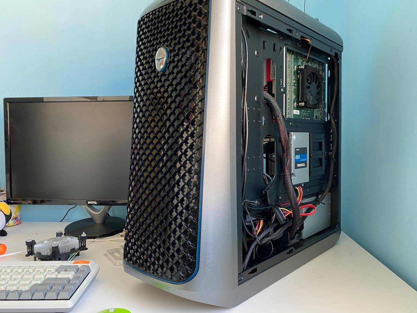 cpu可以装在任何主板上吗,cpu只要插在主板上就不用拔了吧