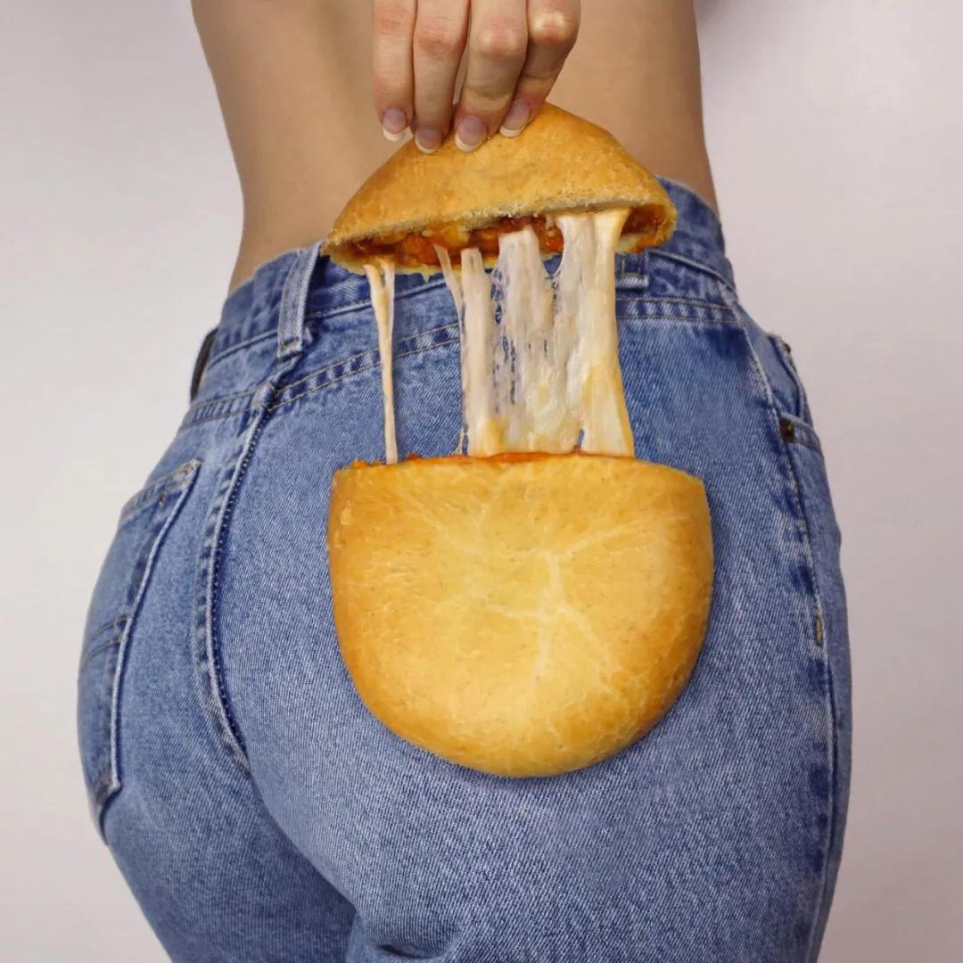 她用菜叶、香蕉做成艺术品,把“人体”艺术玩到极致,圈粉57万