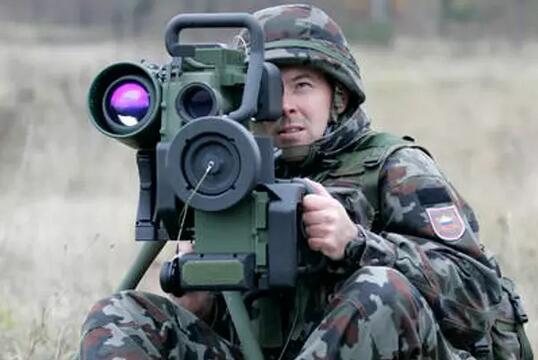 为了摆脱困境！沙特摒弃前嫌，向以色列求购*火军**，以打击伊朗盟友