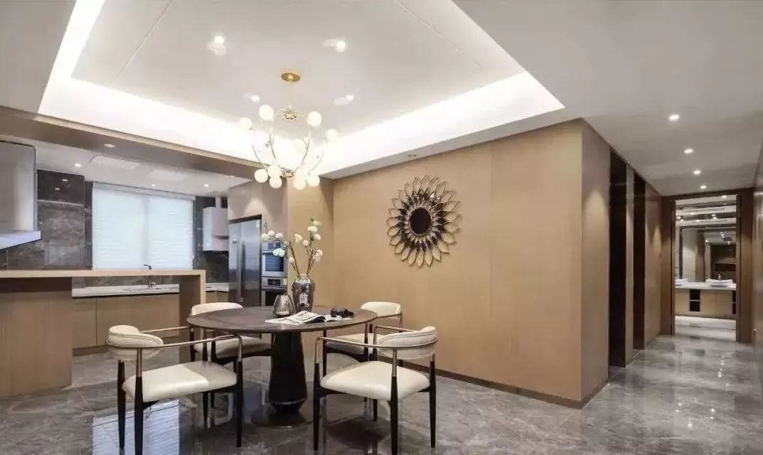 你家的踢脚线选对了吗,家中的踢脚线怎么搭配最适合