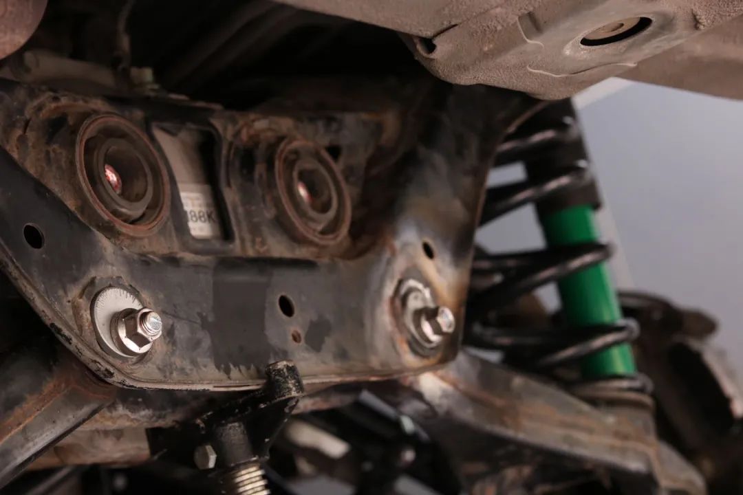 老车翻新修复三菱帕杰罗v97,帕杰罗v97整车整备翻新长视频