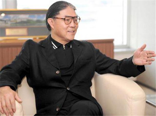 霍震霆首谈郭晶晶对外温柔贤惠,香港人对郭晶晶评价霍震霆