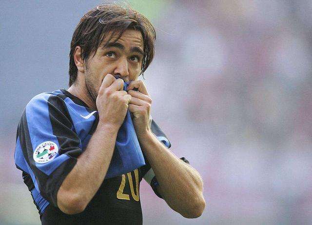 最牛的任意球卡洛斯和雷科巴,雷科巴任意球十佳球