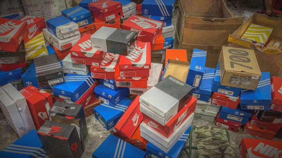 耐克阿迪中国制鞋厂,给阿迪耐克代工的鞋厂自有品牌