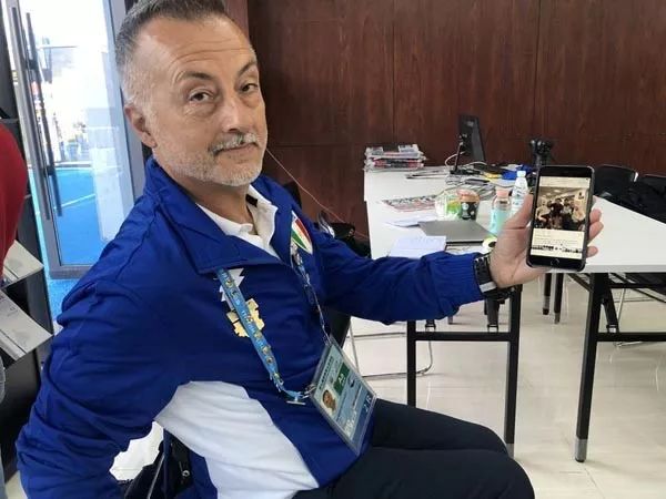 武汉军运会采访外国人,军运会中国军人观看