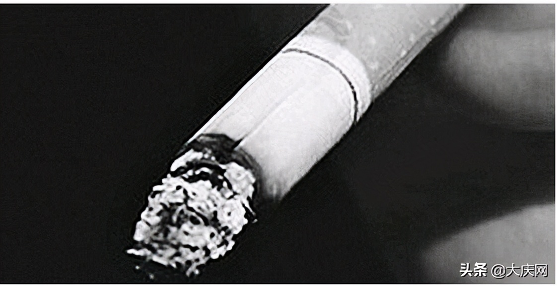 *子烟电**网上禁售令发布实施记者走访未见*子烟电**