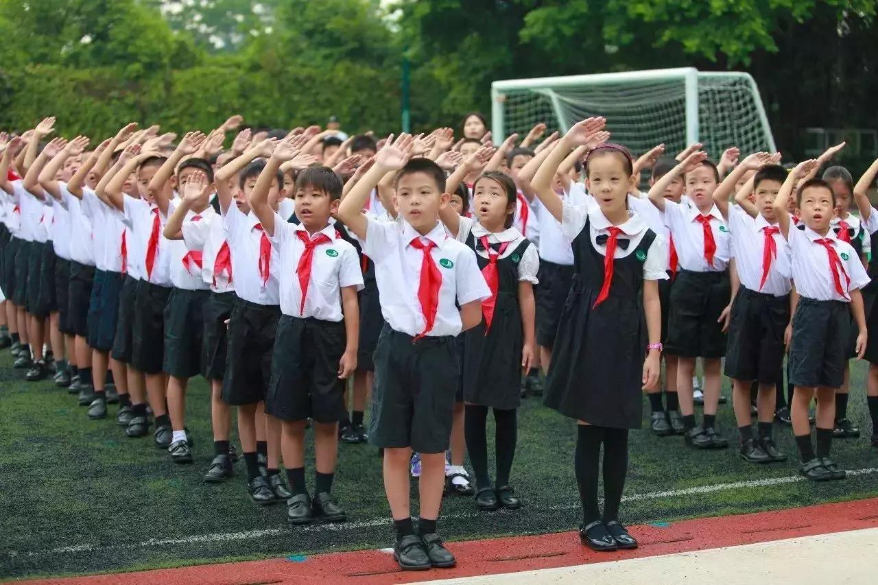 非富即贵深圳,非富即贵的高中学校