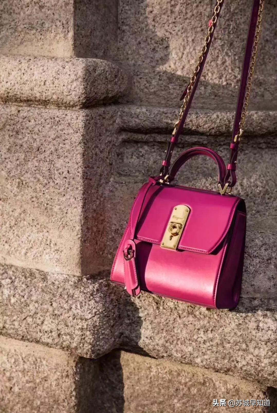 七月伊始献礼！买就送兰蔻小样、科颜氏金水，范思哲等大牌5折起