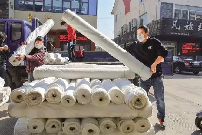 广州中大全体商户求助信刷遍朋友圈，订单都要被柯桥、温州抢跑了