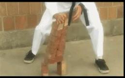 和克林顿婚外恋被网络*力暴**险自杀，20年后，她勇敢说出真相