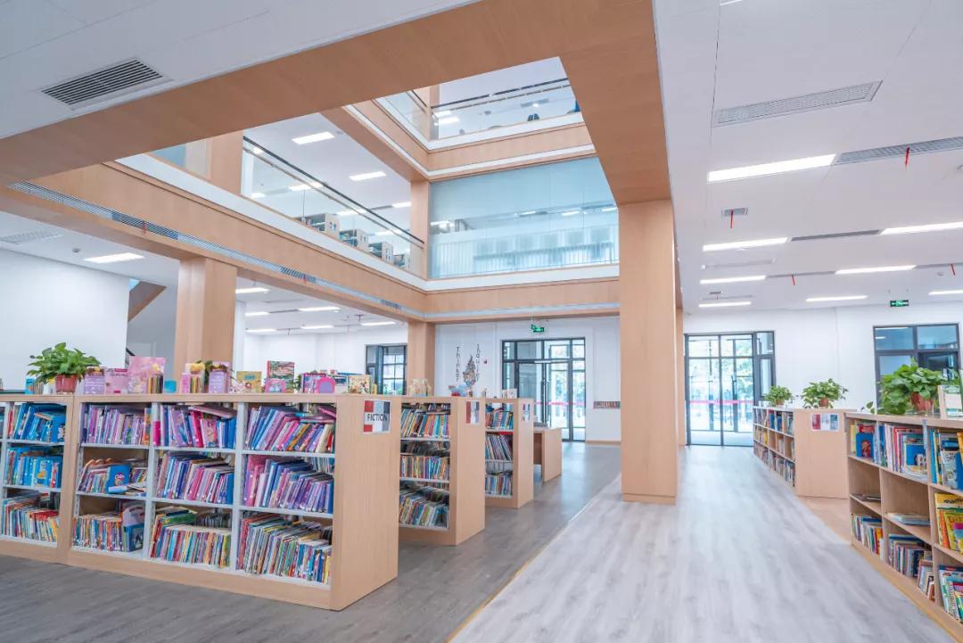 成都巴德美际学校公办还是民办,成都私立学校受新政策的影响吗