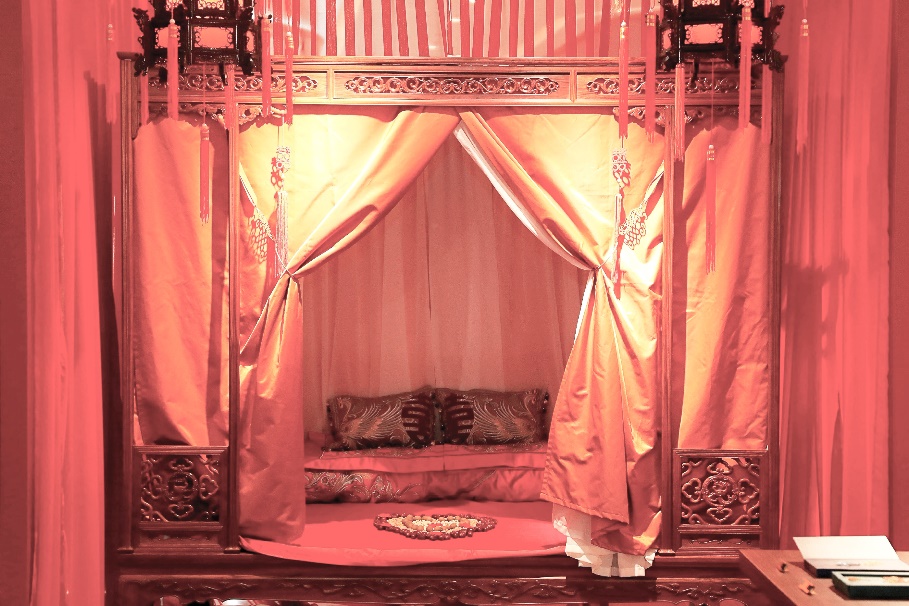 “宫囍龙凤呈祥”故宫古代婚礼主题展走进天津金街