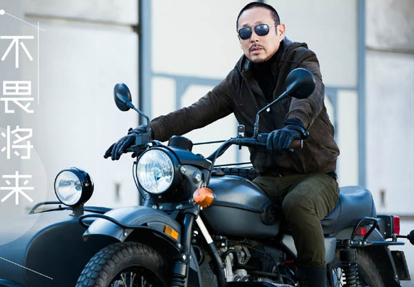 66岁陈道明，惹来33岁倪妮疯狂追求，最终倪妮为何爱上富二代