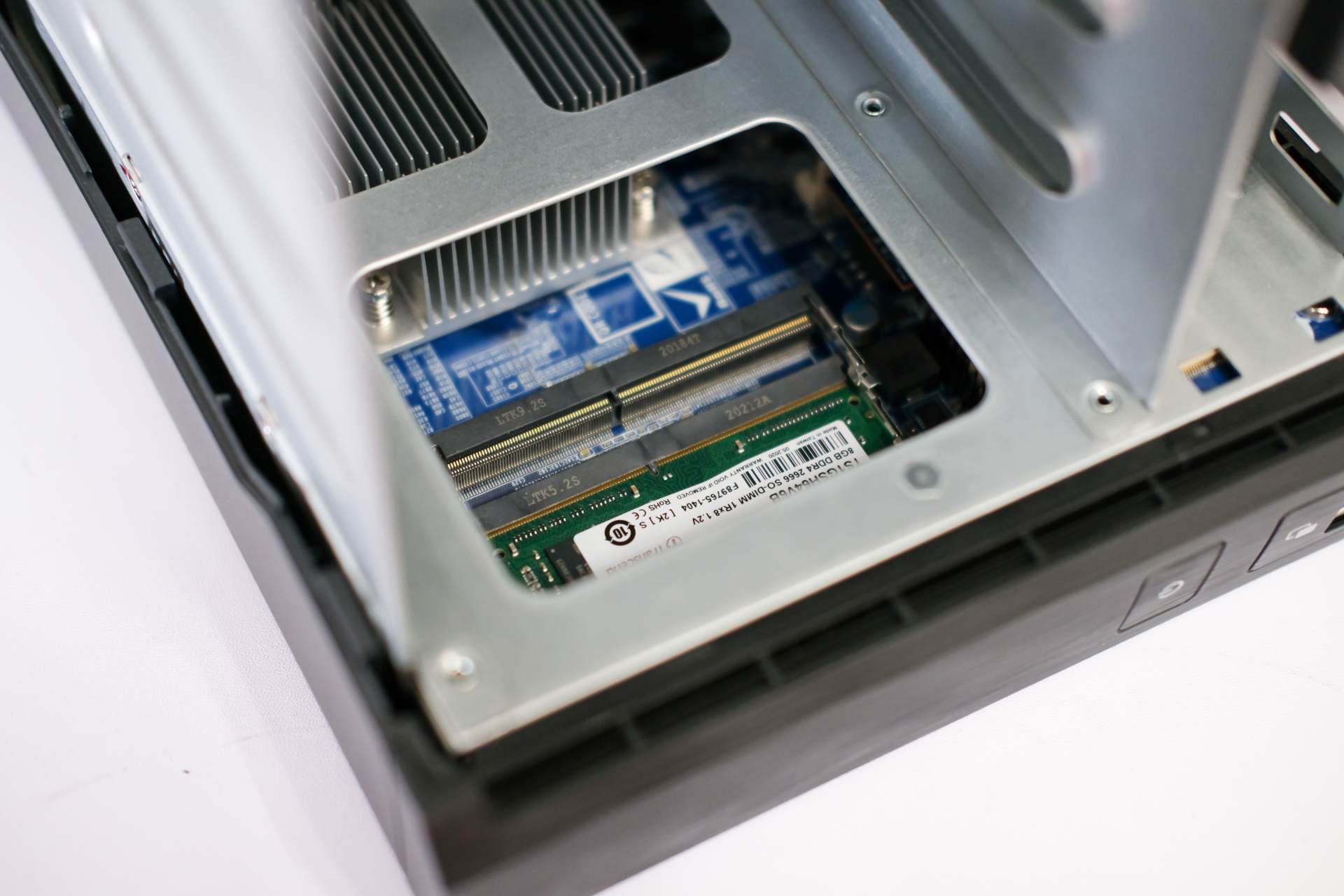 ZFS、RAIDZ欲罢不能？威联通TS-h973AX上手