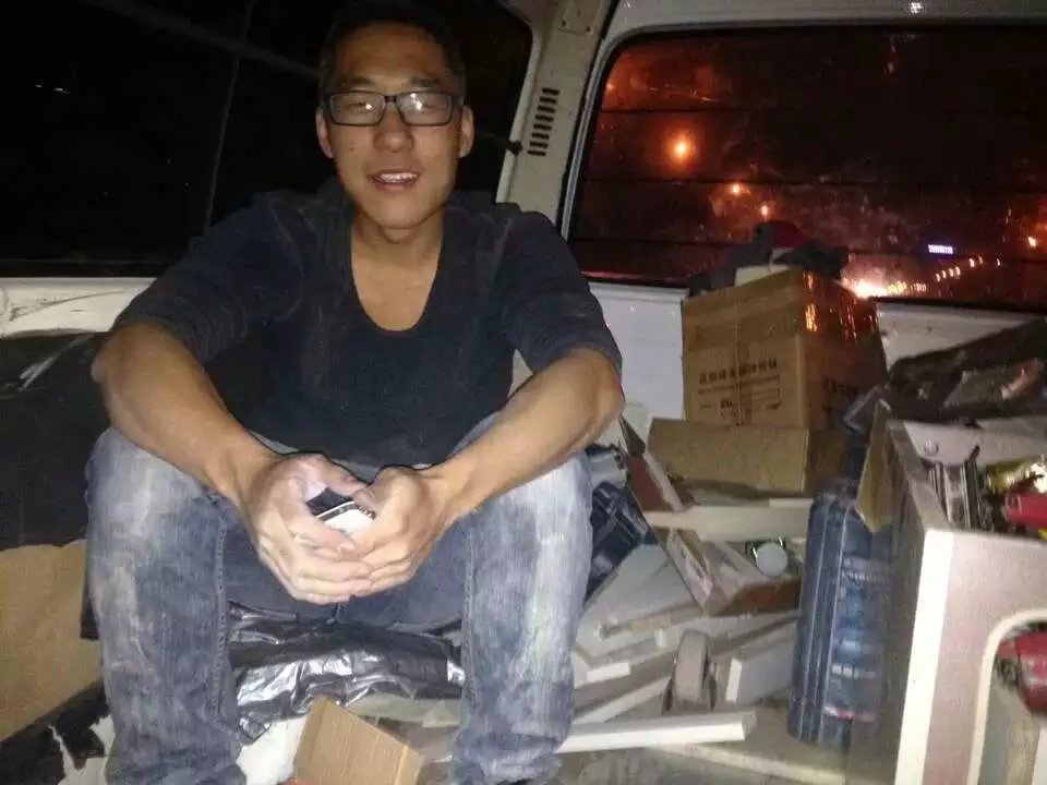 定制家具全屋定制安装,家具安装和定制安装哪个工资高