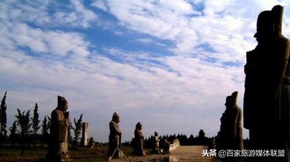 明皇陵里的麒麟的粗细,明皇陵麒麟