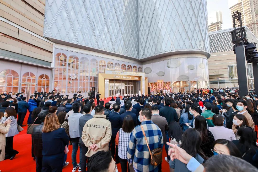 武汉恒隆广场奢侈品哪家开业了,武汉恒隆广场有什么特点