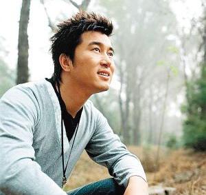 成名后抛弃两任妻子,成名后抛弃妻子迎娶白富美