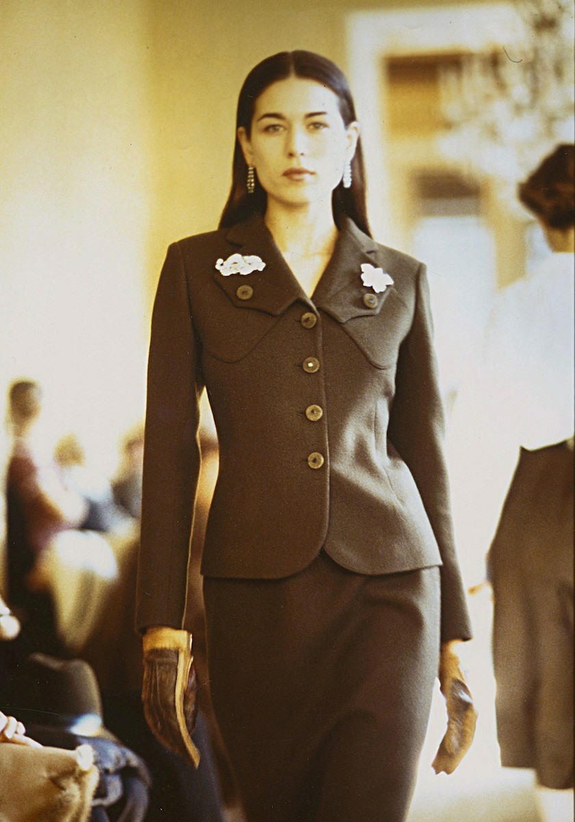 prada也涉及代言者的价值观,prada的吸引力法则