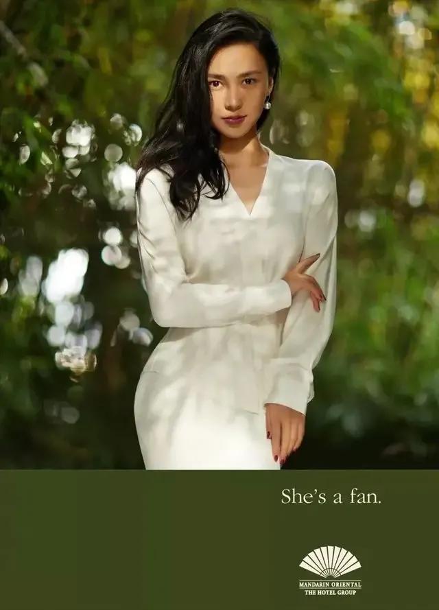 陈漫代言粉红丝带图片,陈漫代言了什么品牌衣服