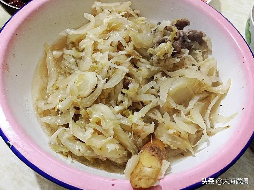 东北冬季农村杀猪菜,最正宗的东北农村杀猪菜