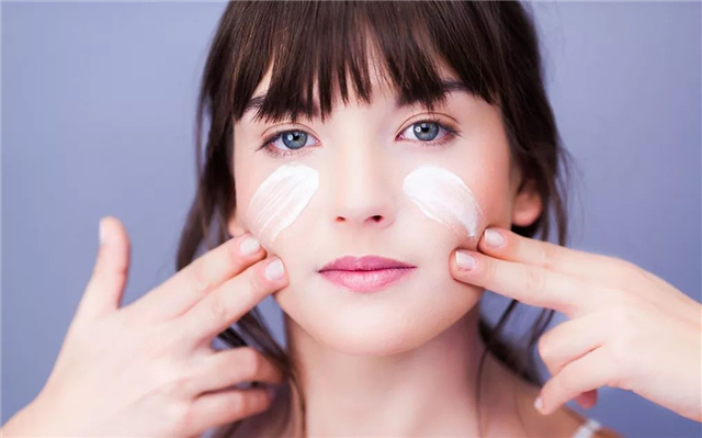 教你四个技巧拯救敏感肌,拿什么拯救敏感肌