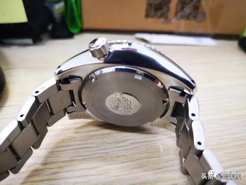 刚入手的小MM，6R35机芯SPB101J