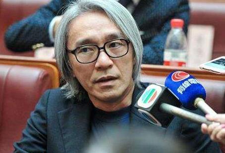 周星驰骗富豪视频完整版,周星驰心酸史曝光