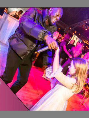 小七哈珀和哥哥罗密欧,小七哈珀看秀