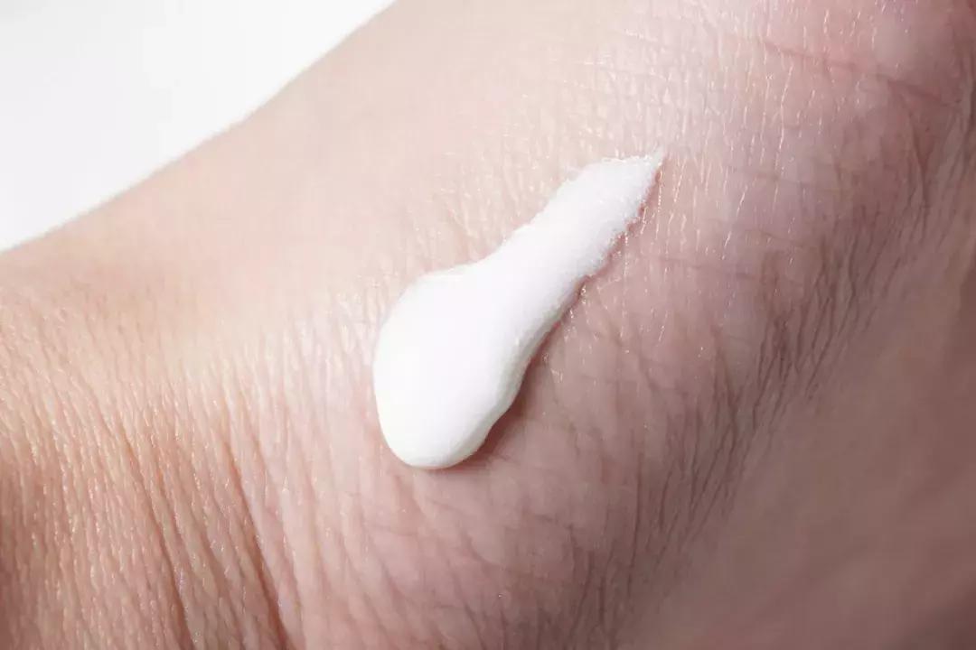 测评网红防晒霜哪款最好用,网红小白瓶防晒霜