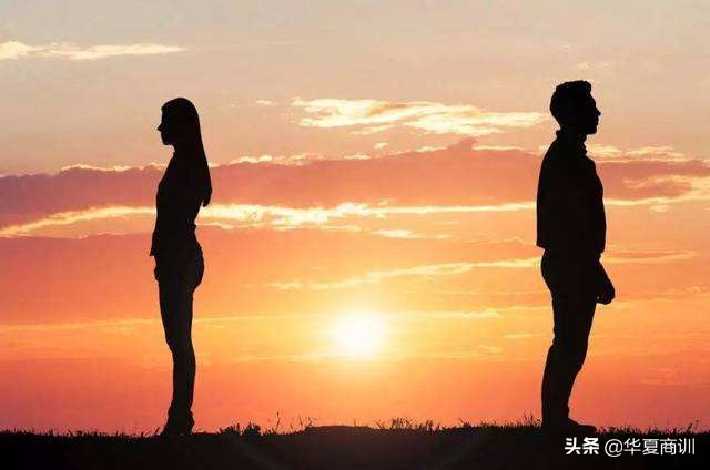 医药亿万富豪再离娇妻与女儿同岁：销售费过高遭质疑子公司涉贿