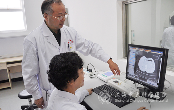 宫颈癌如何分期？与肿瘤专家一起读懂分期指南，明明白白接受治疗