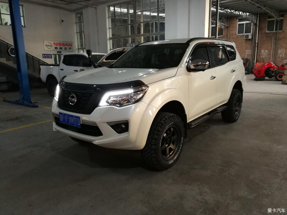 途达2021款2.5t柴油版越野视频,2021款途达四驱七座越野视频