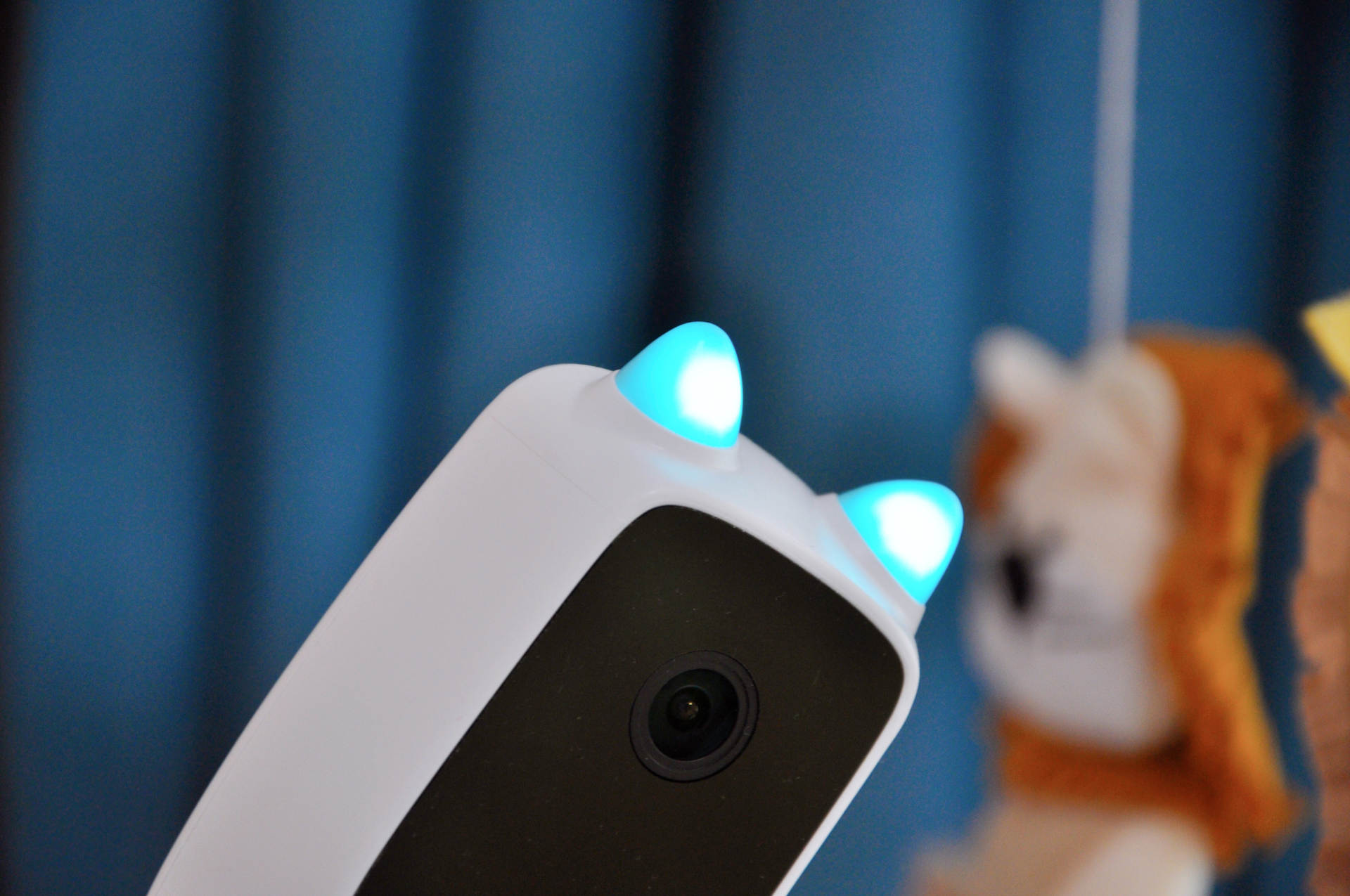 帮你随时随地、无时无刻的陪在宝宝左右，xiaovv婴儿监护器