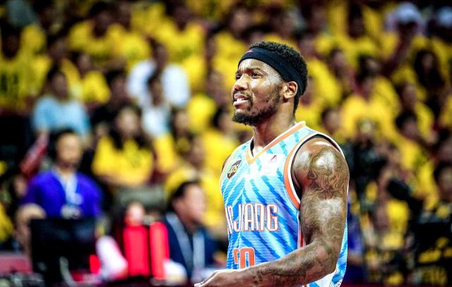 cba邹雨宸被打,cba北控邹雨宸