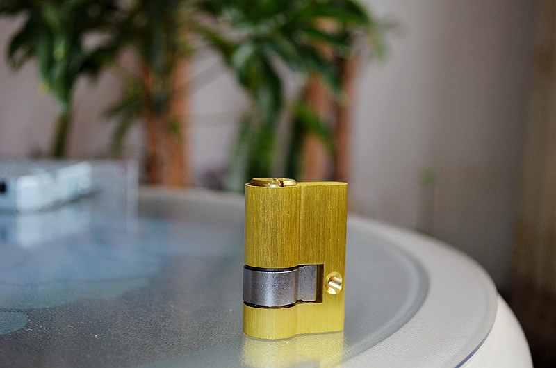 云米互联智能锁安装细节,云米智能门锁锁体是内外一体吗