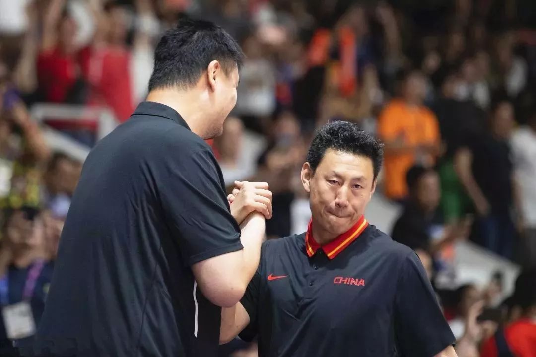 安徽文一宫鲁鸣和姚明,宫鲁鸣和姚明关系如何