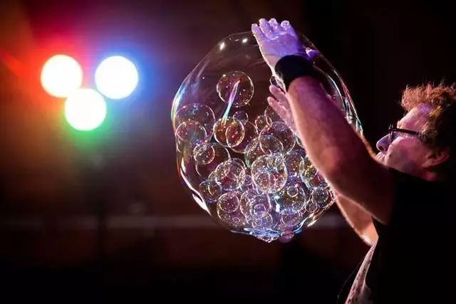 惊喜福袋1元起!TF口红套盒、AJ等任性抽!水秀天地2周年狂欢来啦